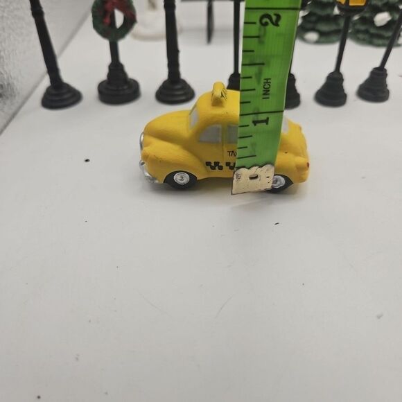 Vintage Village Mini Yellow Taxi Ceramic Car Trees Street Lamps Decorations - Picture 15 of 16